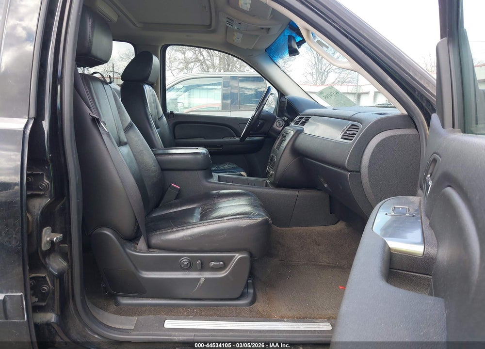 2007 CHEVROLET TAHOE LT VIN: 1GNFC13097R424373