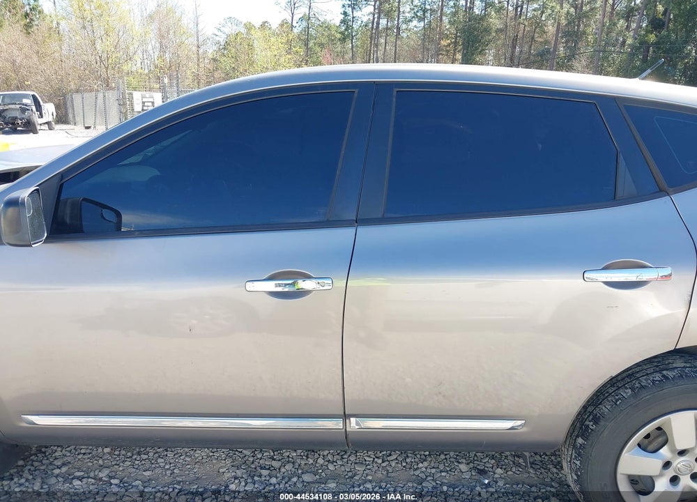 2013 NISSAN ROGUE S VIN: JN8AS5MT3DW031931