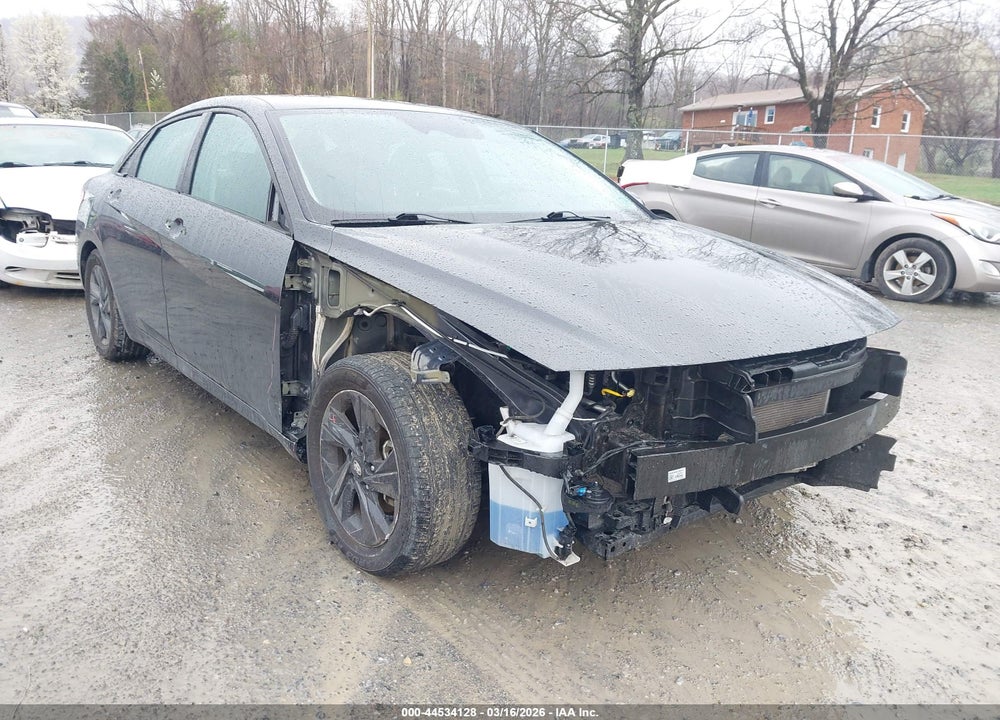 2023 HYUNDAI ELANTRA SEL VIN: 5NPLM4AG7PH101926