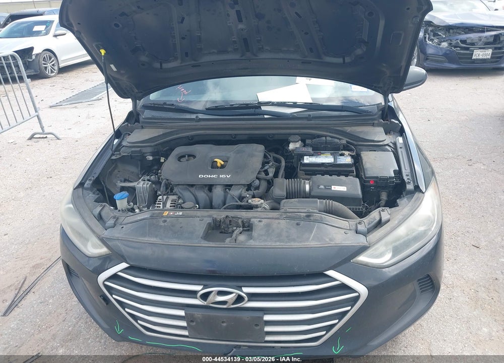 2017 HYUNDAI ELANTRA SE VIN: KMHD74LF7HU394889