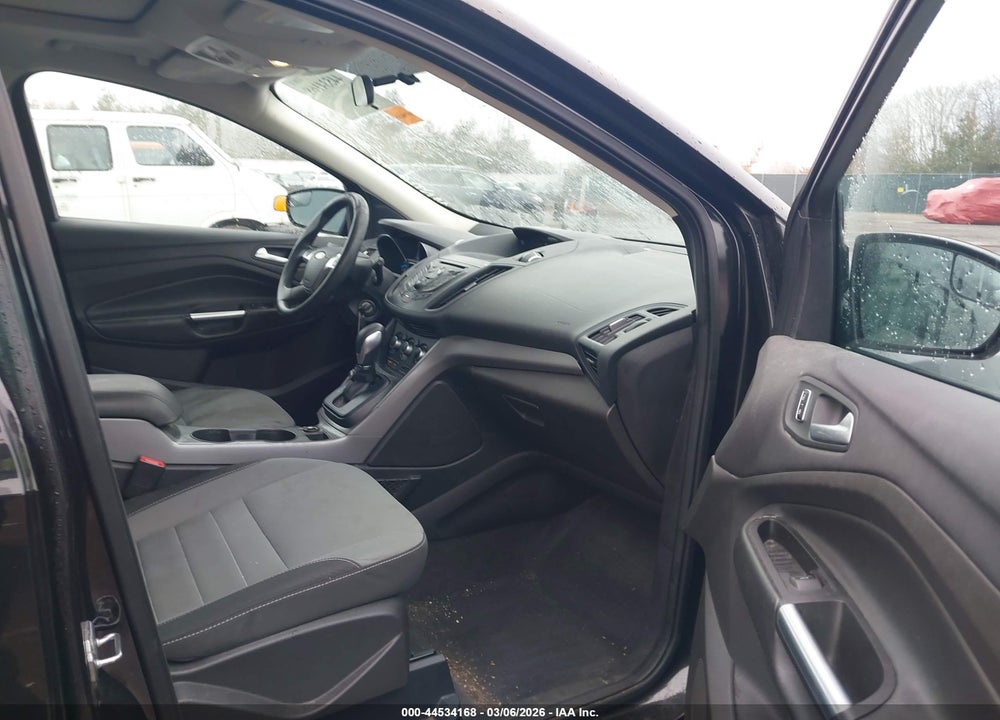 2015 FORD ESCAPE SE VIN: 1FMCU0GX0FUB00889
