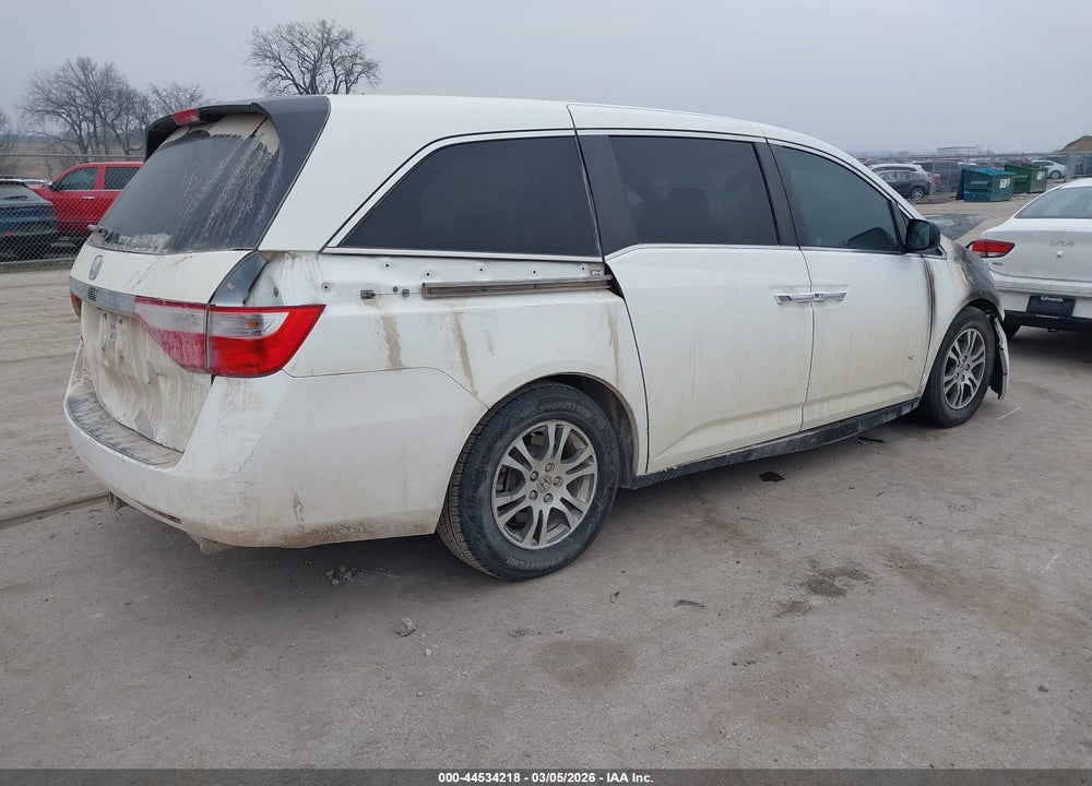 2011 HONDA ODYSSEY EX-L VIN: 5FNRL5H68BB103126
