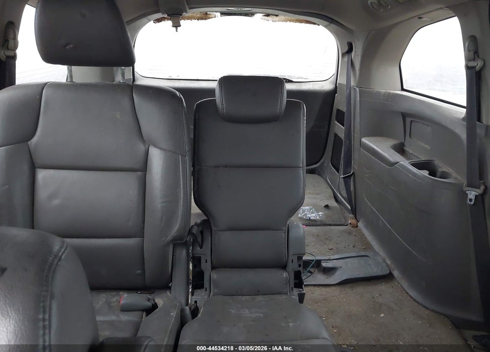 2011 HONDA ODYSSEY EX-L VIN: 5FNRL5H68BB103126