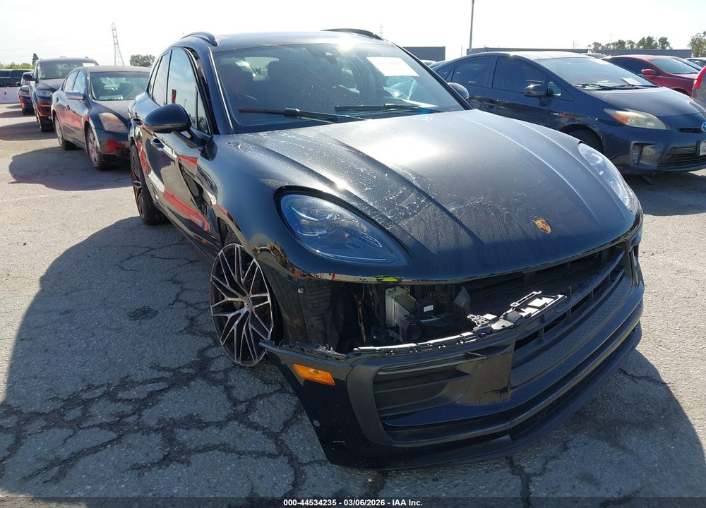 2022 PORSCHE MACAN VIN: WP1AA2A58NLB05025