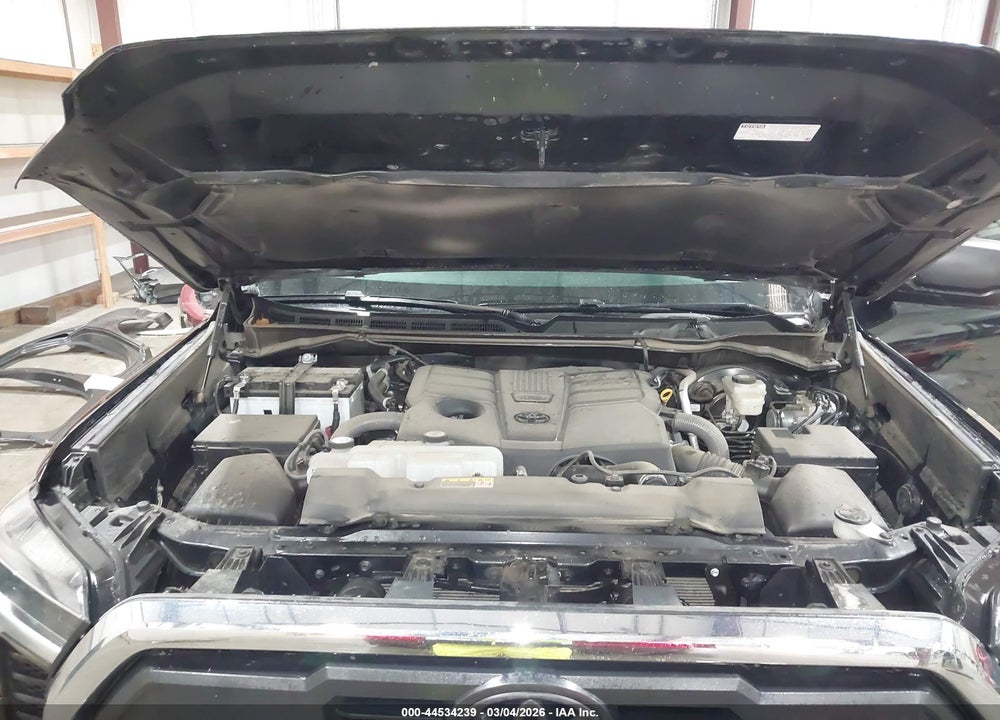2025 TOYOTA TUNDRA SR5 VIN: 5TFLA5DB1SX273882