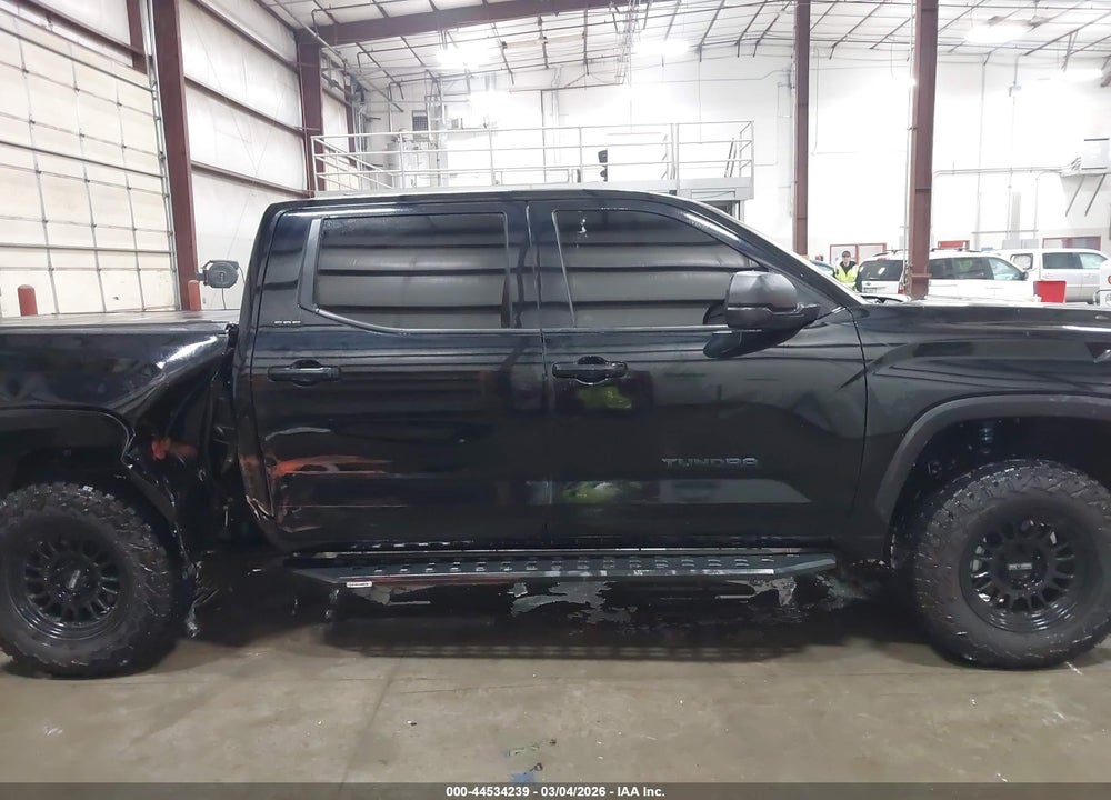 2025 TOYOTA TUNDRA SR5 VIN: 5TFLA5DB1SX273882