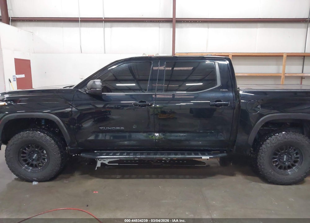 2025 TOYOTA TUNDRA SR5 VIN: 5TFLA5DB1SX273882