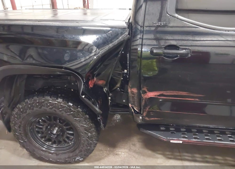 2025 TOYOTA TUNDRA SR5 VIN: 5TFLA5DB1SX273882