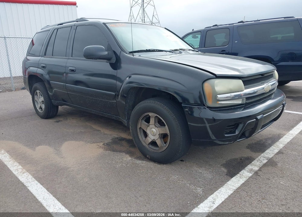 2005 CHEVROLET TRAILBLAZER LS VIN: 1GNDS13S852221444