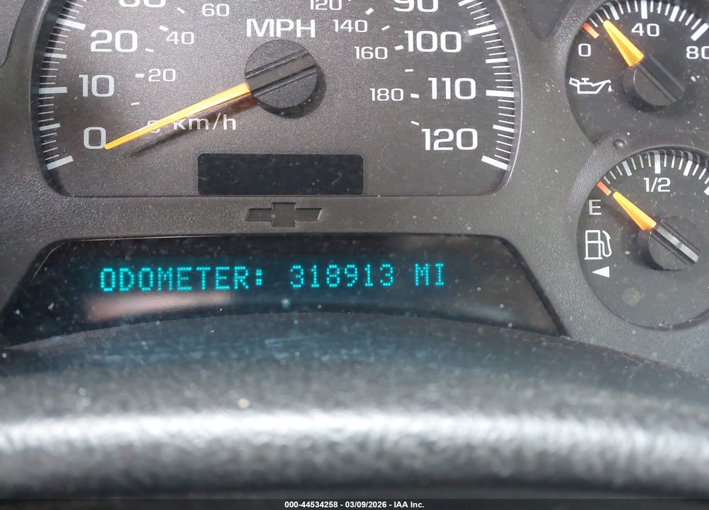 2005 CHEVROLET TRAILBLAZER LS VIN: 1GNDS13S852221444