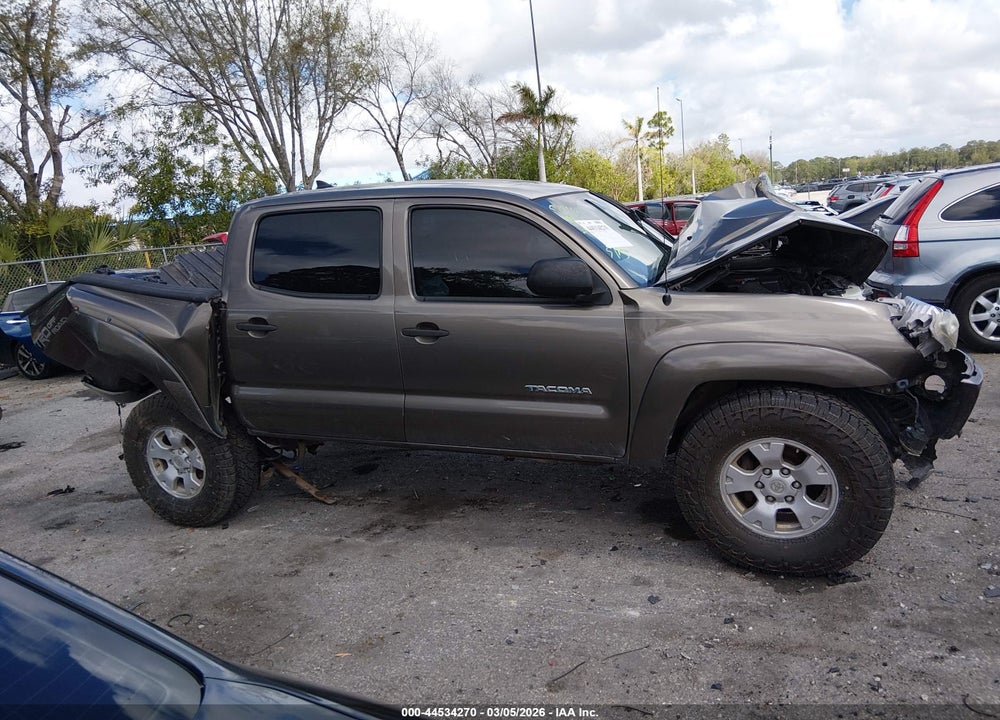 2015 TOYOTA TACOMA BASE V6 VIN: 5TFLU4EN0FX143348