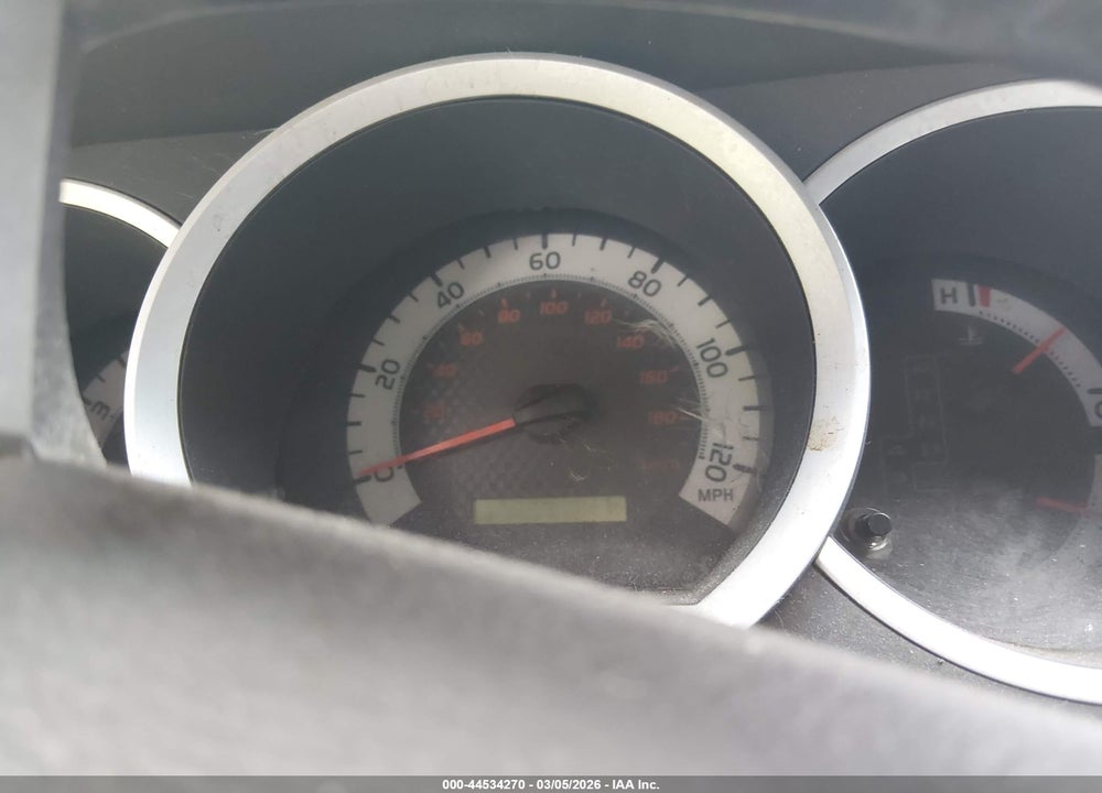 2015 TOYOTA TACOMA BASE V6 VIN: 5TFLU4EN0FX143348