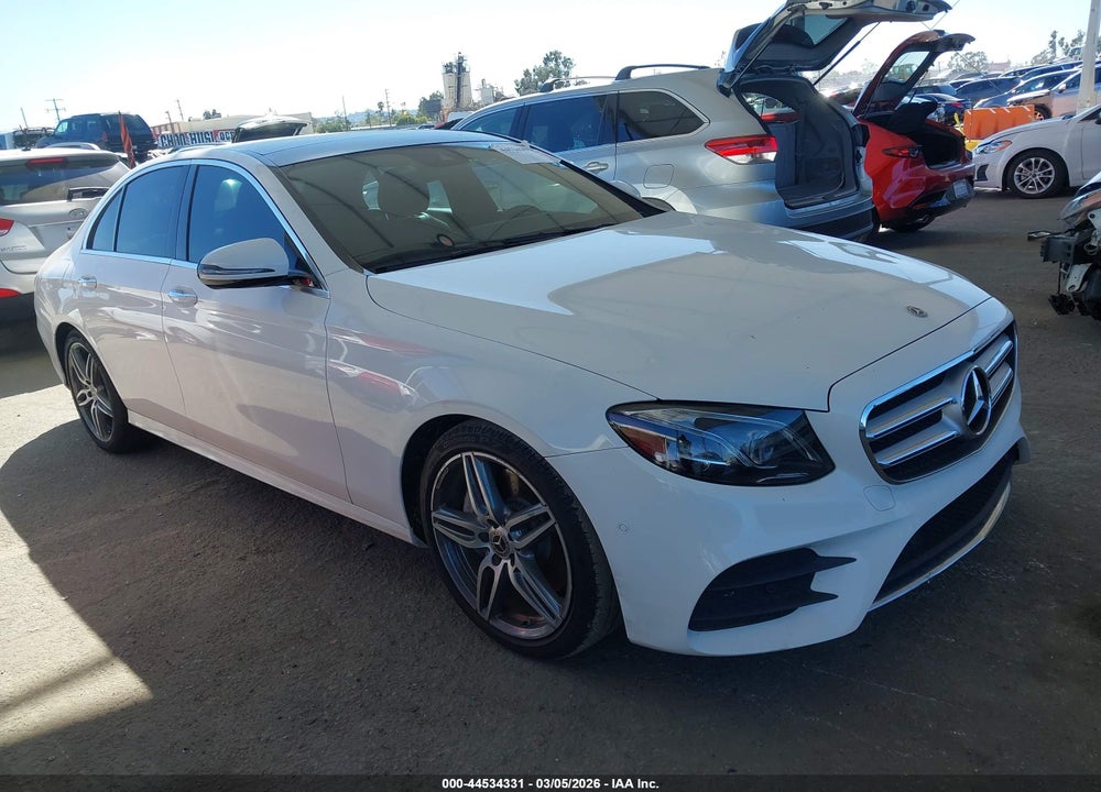 2018 MERCEDES-BENZ E 300 VIN: WDDZF4JB7JA372885