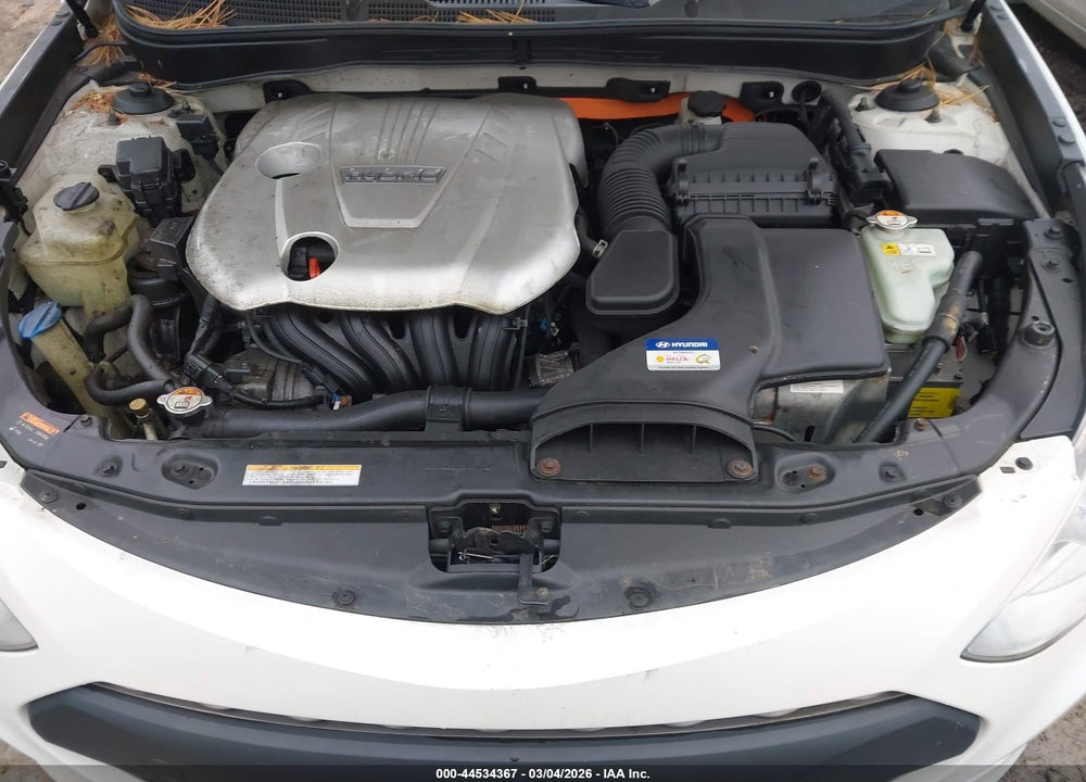 2015 HYUNDAI SONATA HYBRID LIMITED VIN: KMHEC4A41FA122306