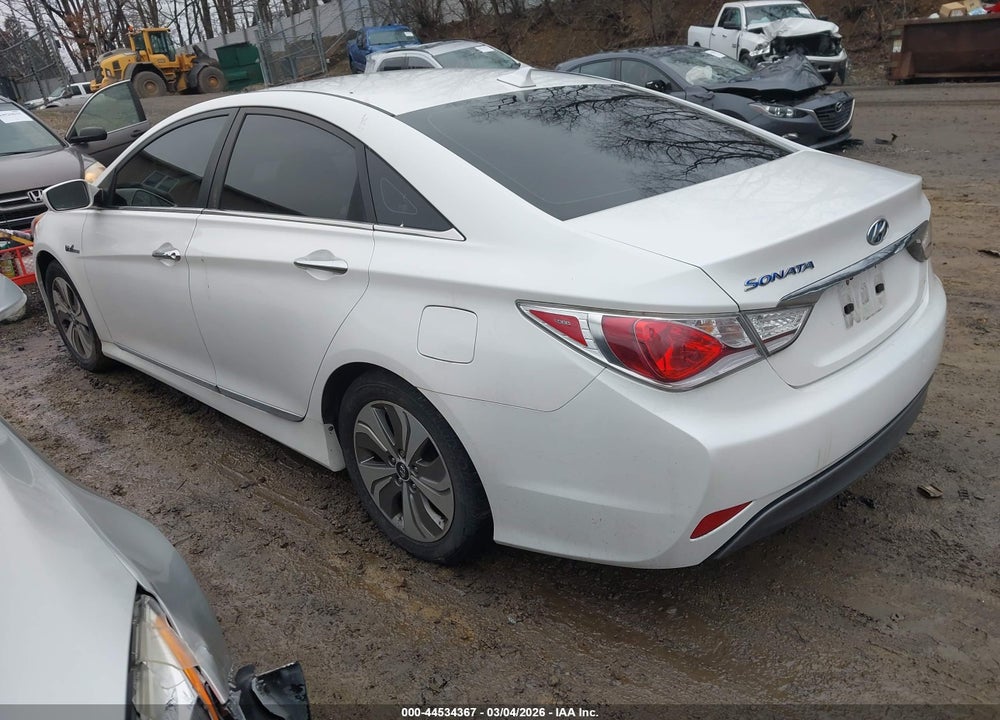 2015 HYUNDAI SONATA HYBRID LIMITED VIN: KMHEC4A41FA122306