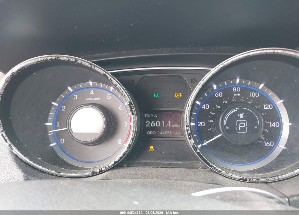 2014 HYUNDAI SONATA GLS VIN: 5NPEB4AC5EH924301