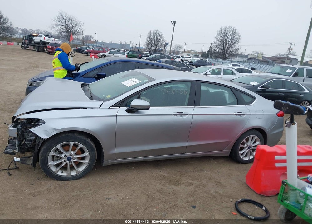 2020 FORD FUSION SE VIN: 3FA6P0HD2LR256650