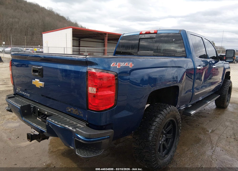2015 CHEVROLET SILVERADO 3500HD HIGH COUNTRY VIN: 1GC4K1E81FF565850