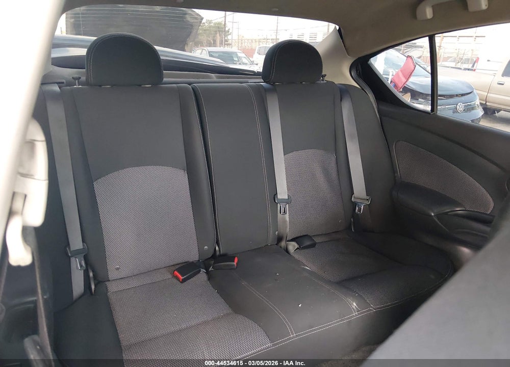 2016 NISSAN VERSA 1.6 SL VIN: 3N1CN7AP6GL901697
