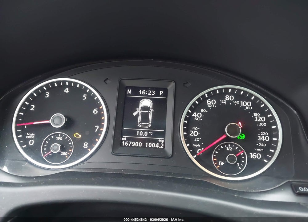 2016 VOLKSWAGEN TIGUAN SE VIN: WVGBV7AX9GW577272