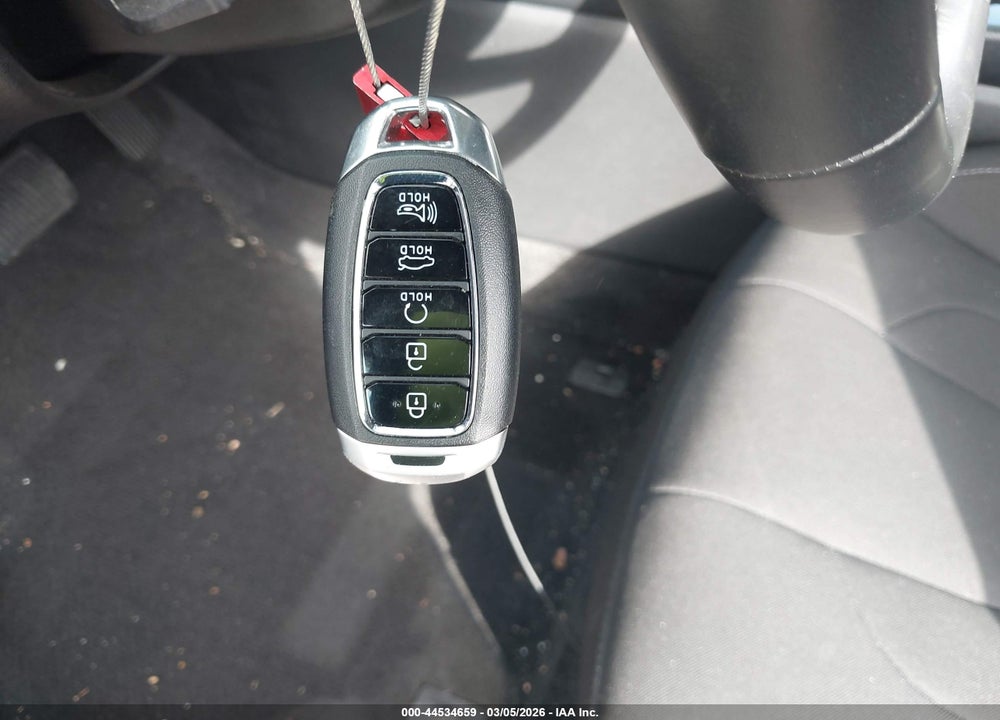 2021 HYUNDAI ELANTRA SEL VIN: KMHLS4AG9MU132517