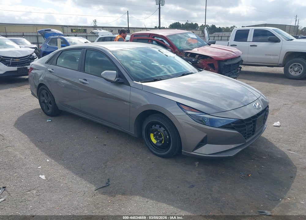 2021 HYUNDAI ELANTRA SEL VIN: KMHLS4AG9MU132517