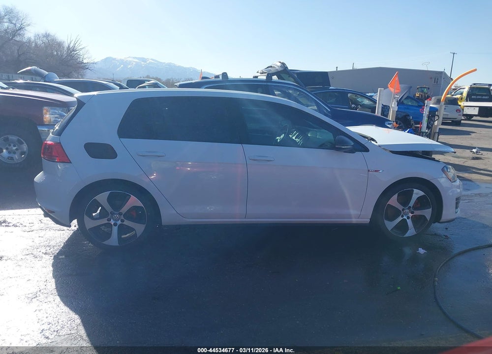 2015 VOLKSWAGEN GOLF GTI 2.0T S 4-DOOR VIN: 3VW5T7AUXFM026339