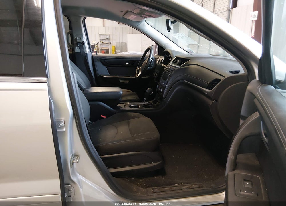 2015 CHEVROLET TRAVERSE 1LT VIN: 1GNKRGKD5FJ369079