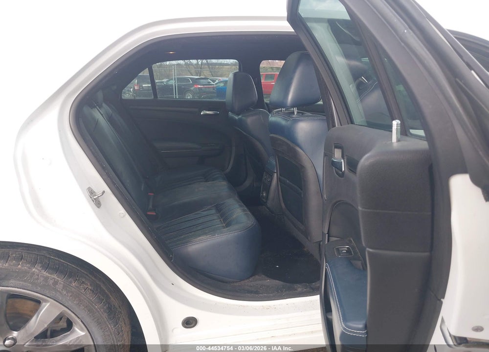 2014 CHRYSLER 300 300S VIN: 2C3CCABT2EH380824