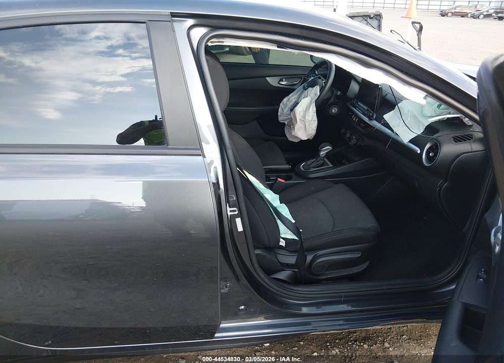 2023 KIA FORTE LX VIN: 3KPF24AD6PE521108