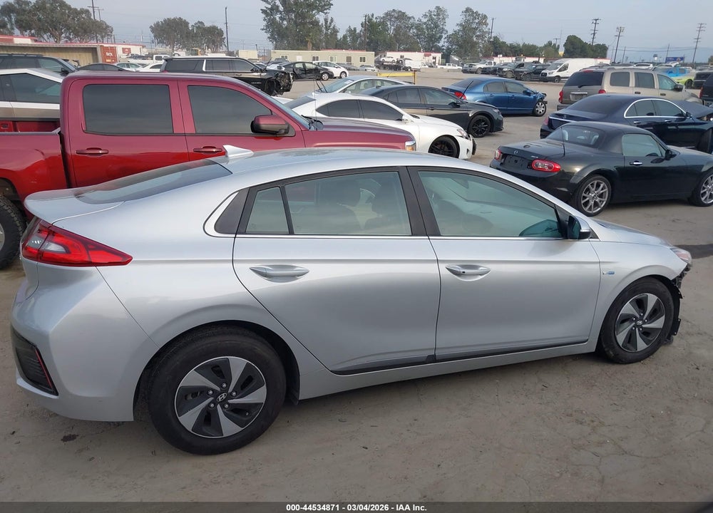2018 HYUNDAI IONIQ HYBRID SEL VIN: KMHC75LC9JU065818