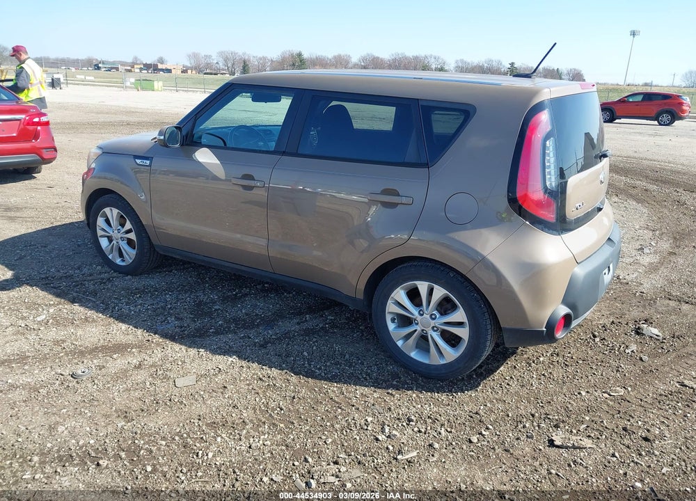 2014 KIA SOUL + VIN: KNDJP3A53E7031754