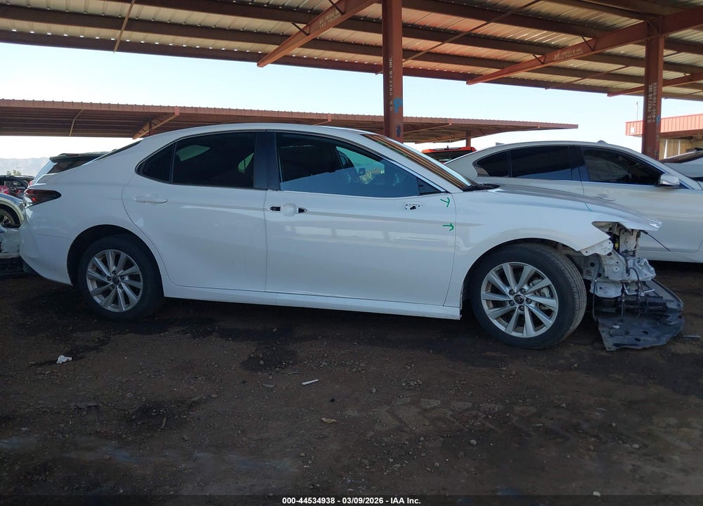 2022 TOYOTA CAMRY LE VIN: 4T1C11AK0NU044477