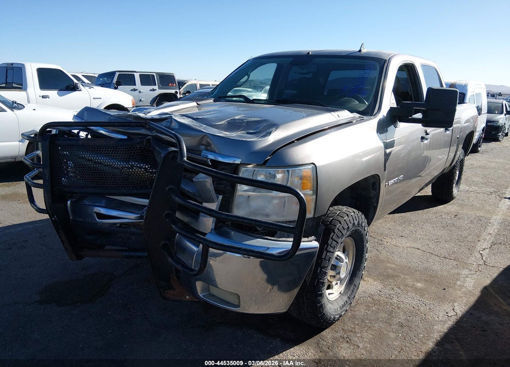 2008 CHEVROLET SILVERADO 2500HD LT2 VIN: 1GCHK23638F188966