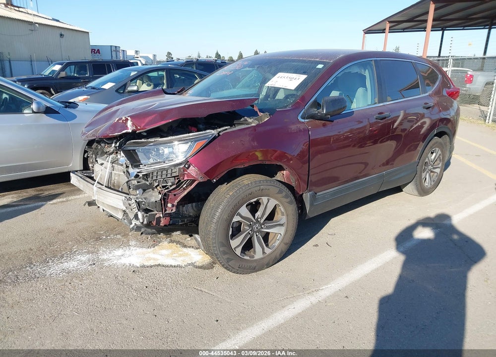 2018 HONDA CR-V LX VIN: 2HKRW5H33JH405632
