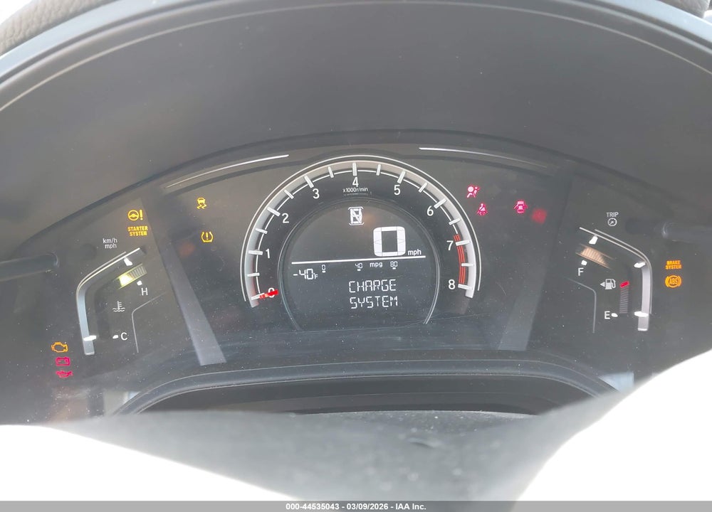 2018 HONDA CR-V LX VIN: 2HKRW5H33JH405632
