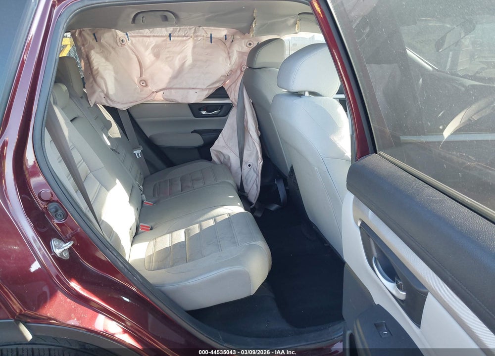 2018 HONDA CR-V LX VIN: 2HKRW5H33JH405632