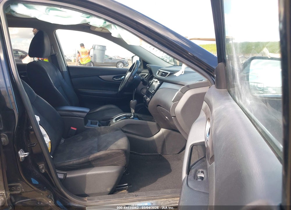 2014 NISSAN ROGUE SV VIN: 5N1AT2MT3EC867051