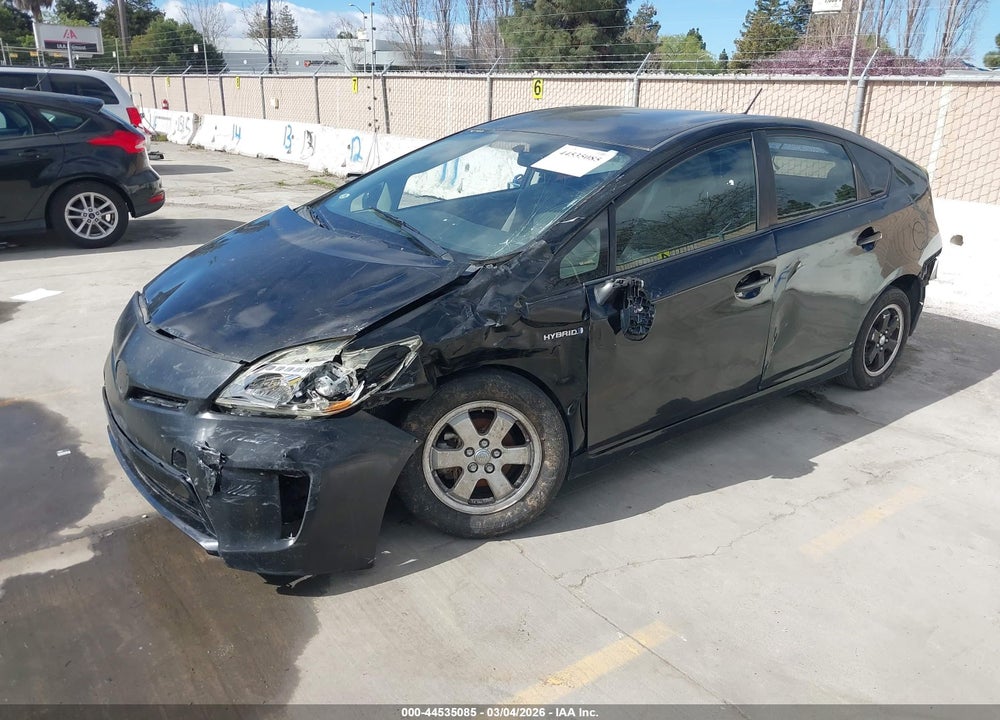 2014 TOYOTA PRIUS THREE VIN: JTDKN3DU9E1744643