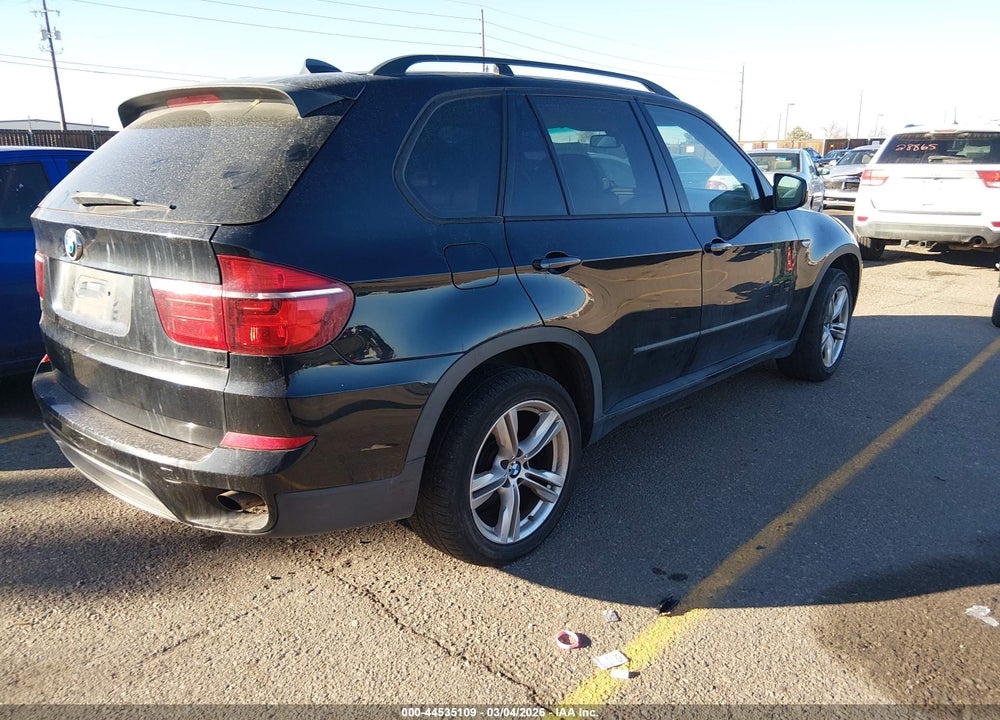 2011 BMW X5 XDRIVE35I/XDRIVE35I PREMIUM/XDRIVE35I SPORT ACTIVITY VIN: 5UXZV4C52BL400360
