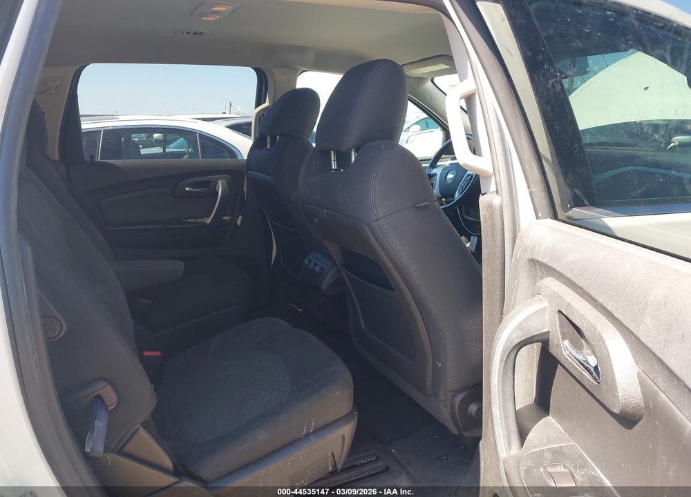 2011 CHEVROLET TRAVERSE 1LT VIN: 1GNKRGED3BJ207909