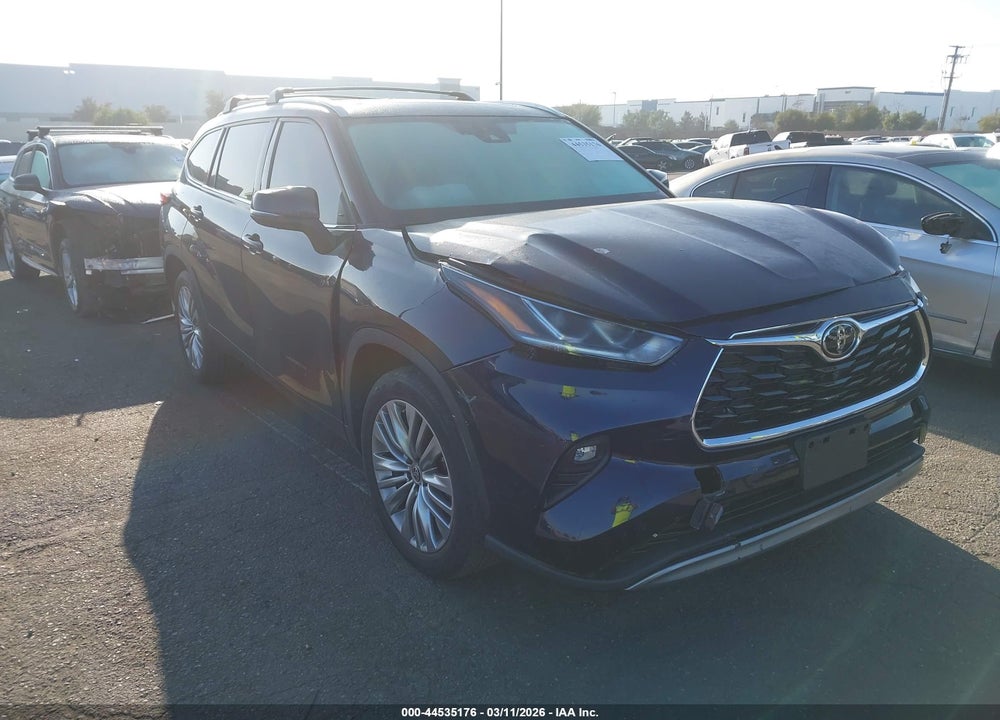 2022 TOYOTA HIGHLANDER PLATINUM VIN: 5TDFZRAH5NS128151