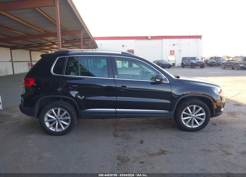 2017 VOLKSWAGEN TIGUAN 2.0T WOLFSBURG EDITION VIN: WVGSV7AX9HK021438