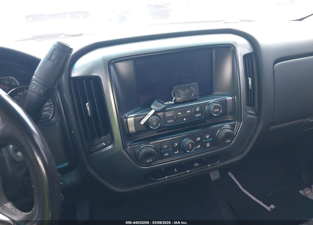 2015 CHEVROLET SILVERADO 2500HD LT VIN: 1GC1CVEG0FF132129
