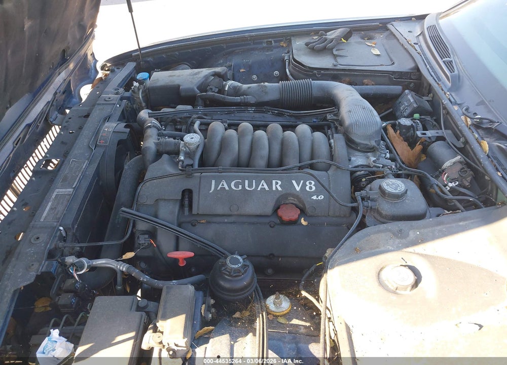 2001 JAGUAR XJ8 VANDEN PLAS VIN: SAJDA24CX1LF32147
