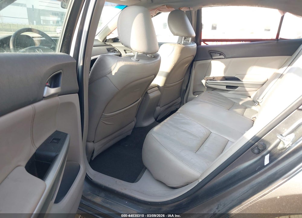 2009 HONDA ACCORD 2.4 EX-L VIN: 1HGCP26809A015785