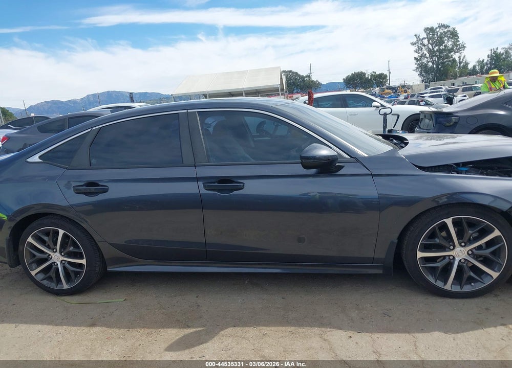 2022 HONDA CIVIC TOURING VIN: 2HGFE1F93NH304080