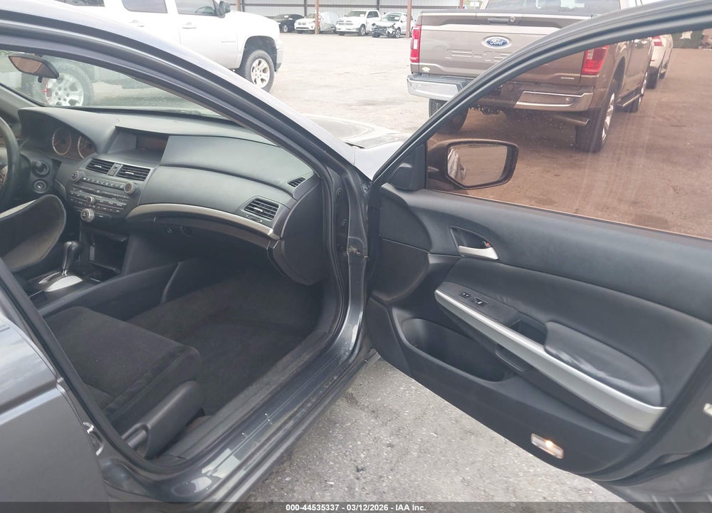 2009 HONDA ACCORD 2.4 EX VIN: 1HGCP26739A193455