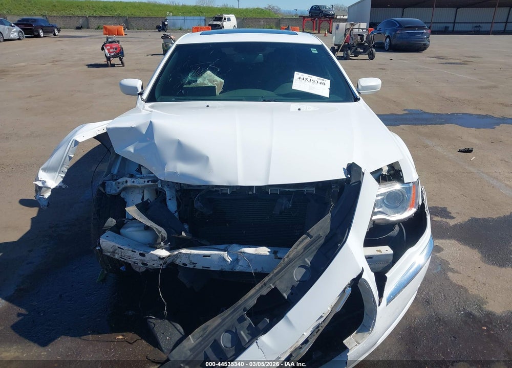2013 CHRYSLER 300 MOTOWN VIN: 2C3CCAAG2DH707404