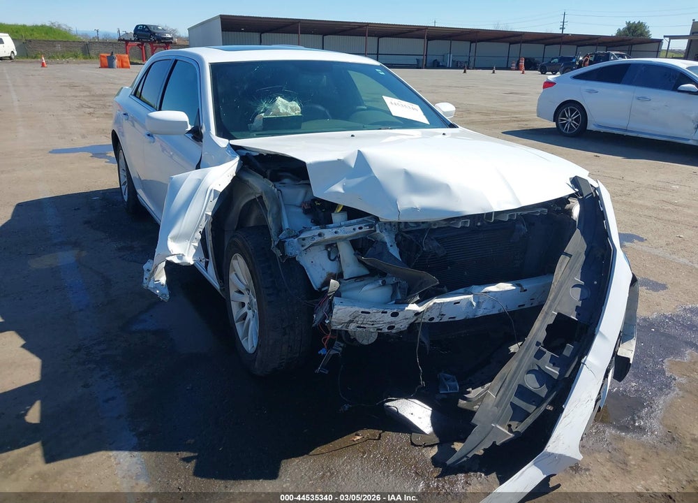 2013 CHRYSLER 300 MOTOWN VIN: 2C3CCAAG2DH707404